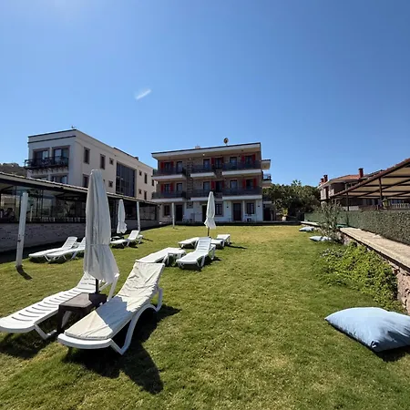 Red Shutters Cunda - Private & Breakfast Ayvalik