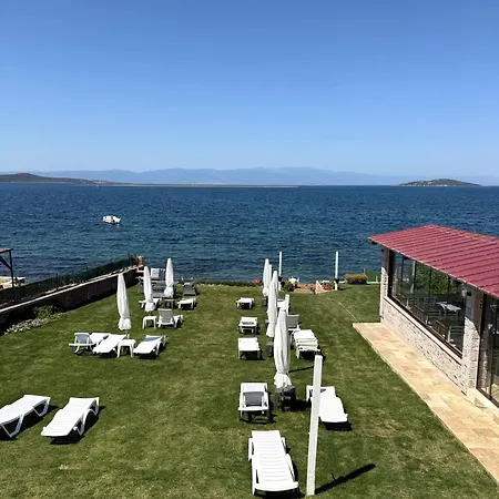 Red Shutters Cunda - Private & Breakfast Ayvalik